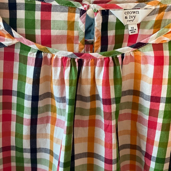 Crown&Ivy Plus Top - Picture 2 of 5